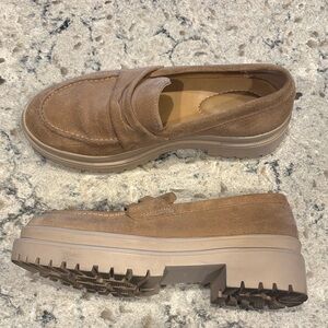 Stylish Tan Loafers for Women